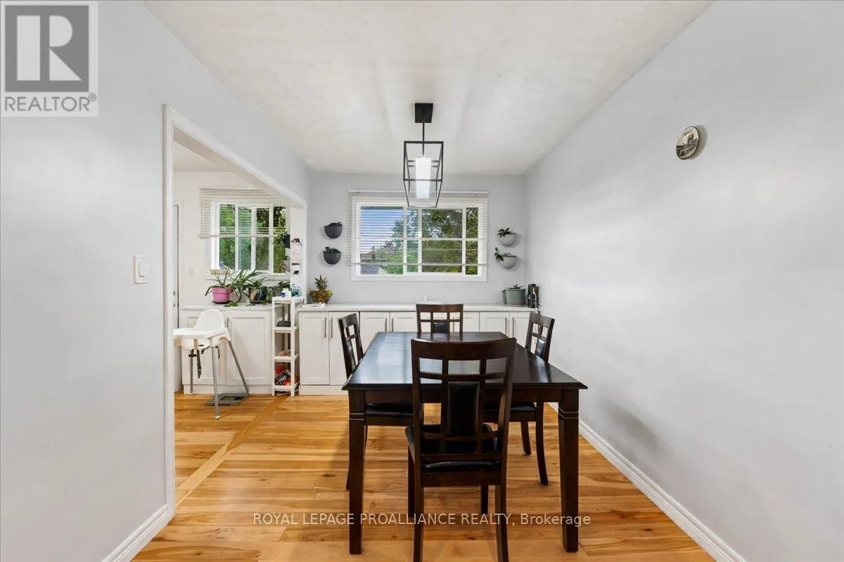 44 MEADOWVALE AVENUE