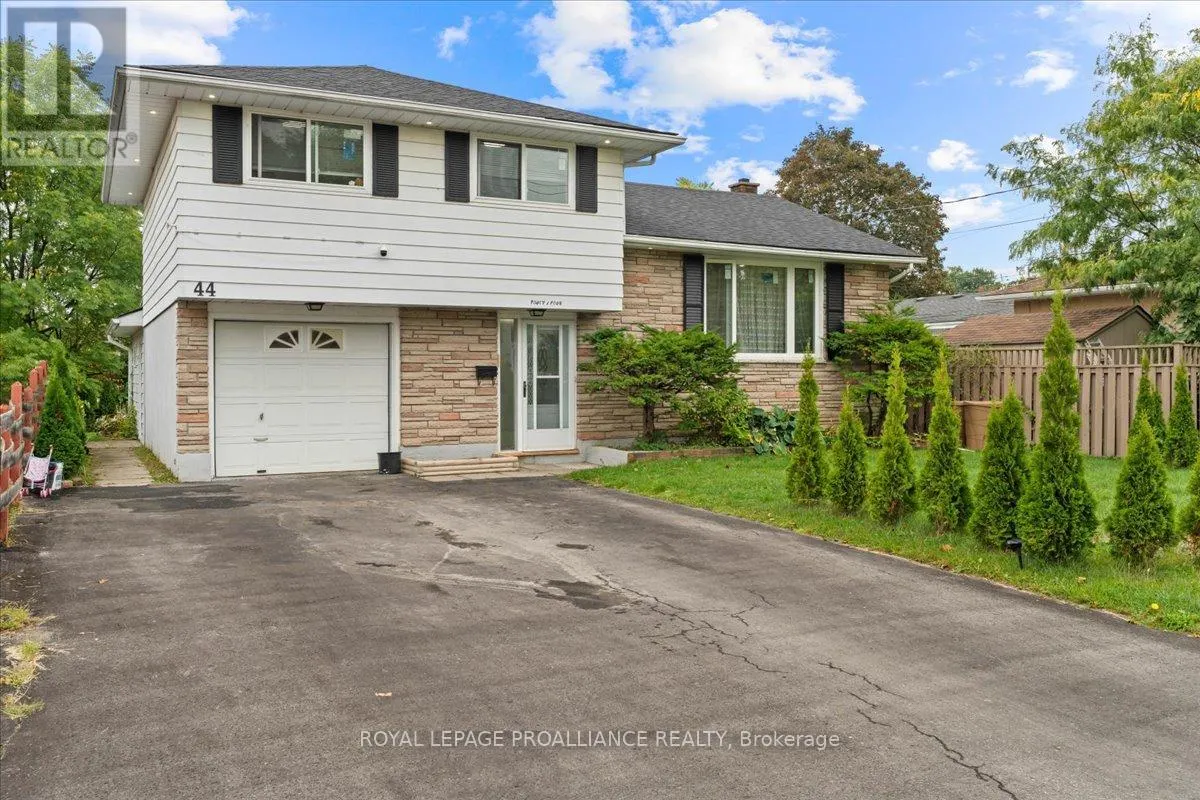 44 MEADOWVALE AVENUE