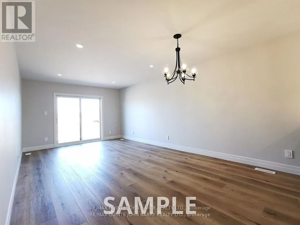 LOT 33 - 9 PARKLAND CIRCLE, #Lot 33