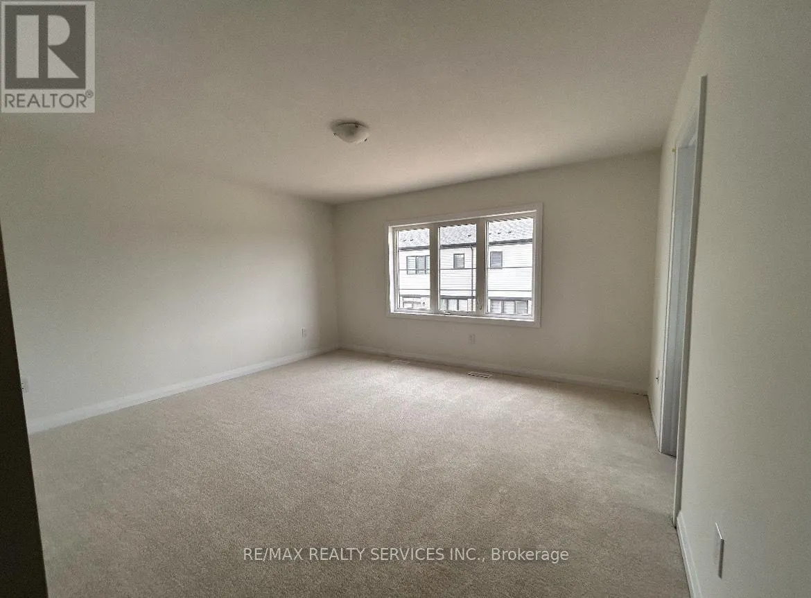2 STANLEY AVENUE