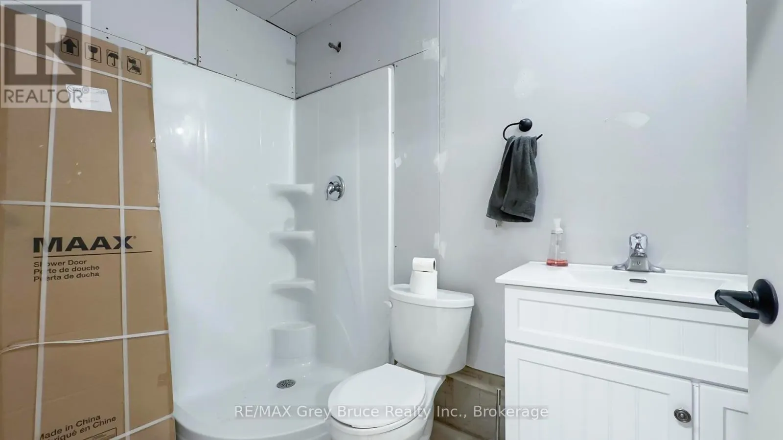289 9TH STREET