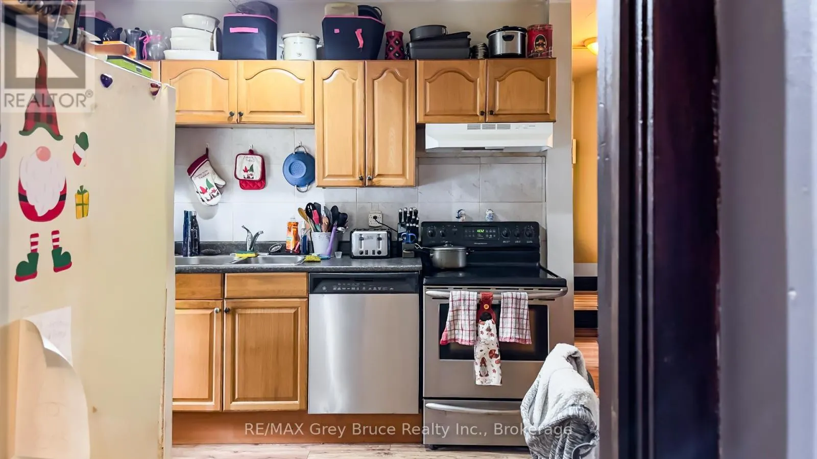 289 9TH STREET