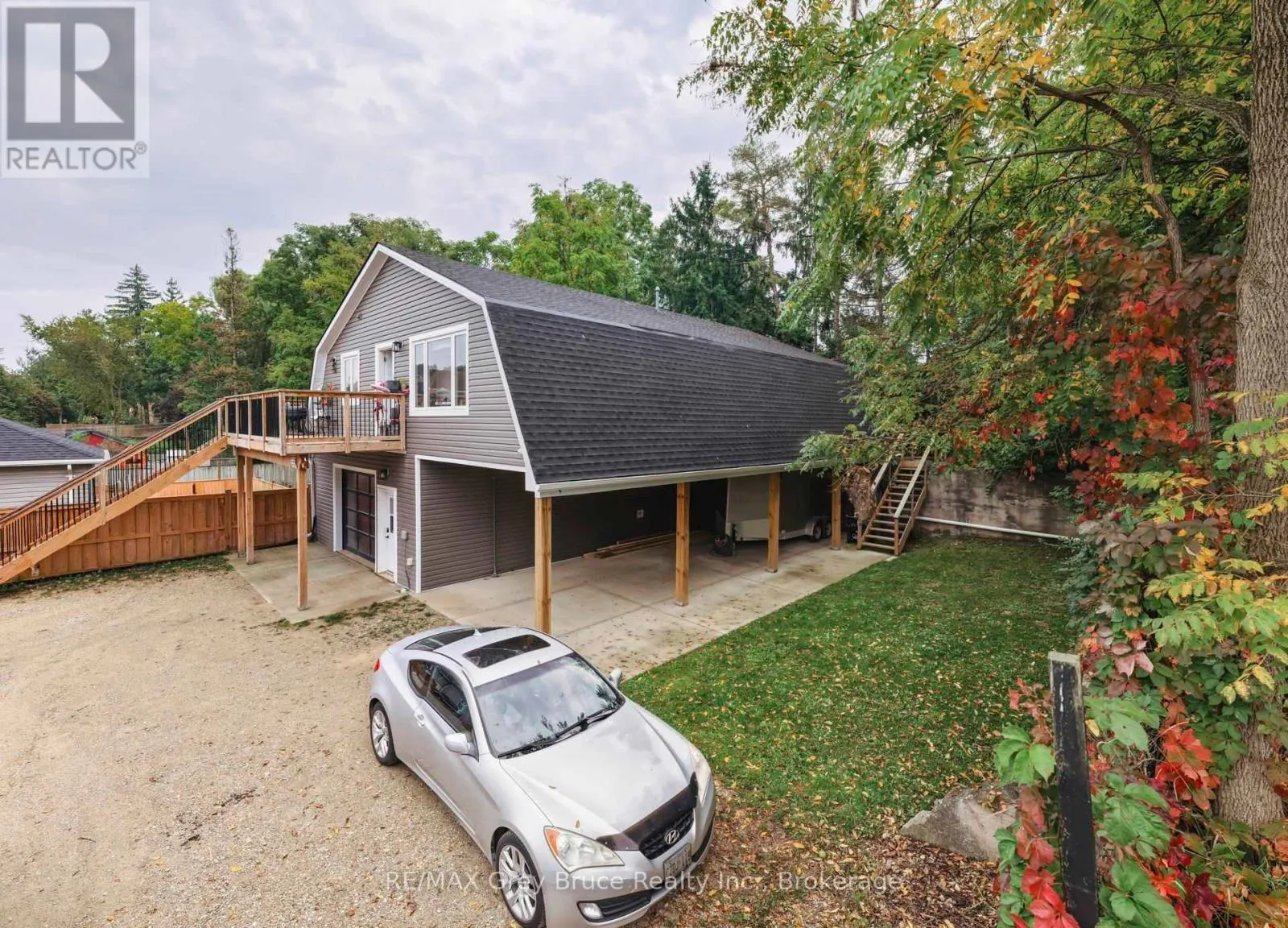 289 9TH STREET