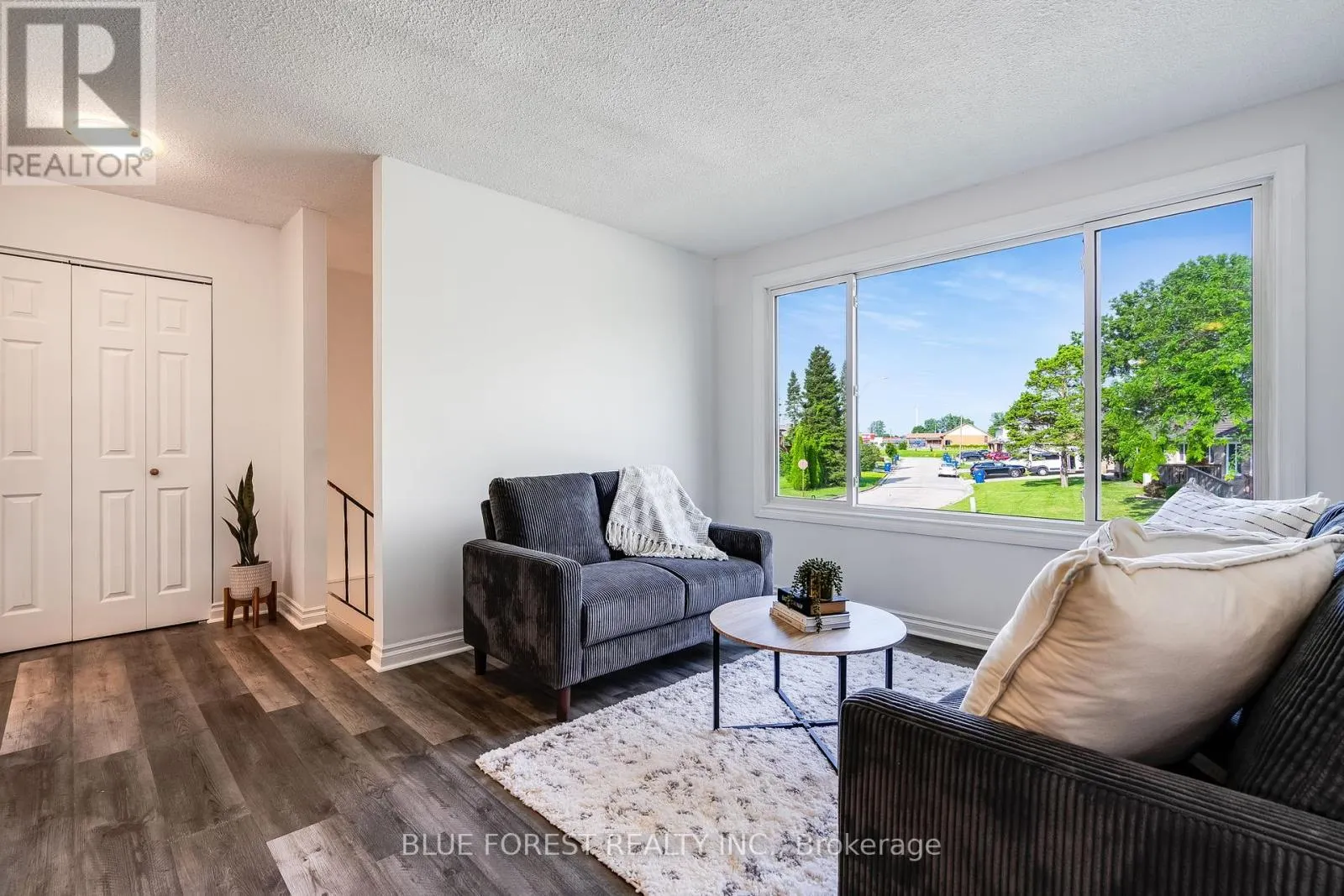 69 BRIDLE PATH ROAD