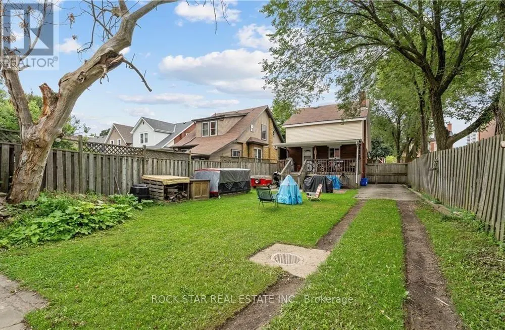 34 CLIFF AVENUE