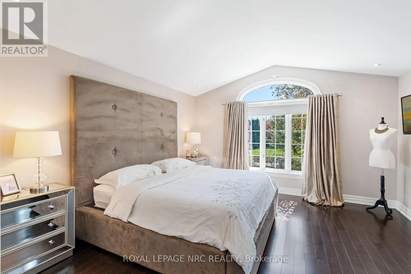 3505 MATTHEWS DRIVE