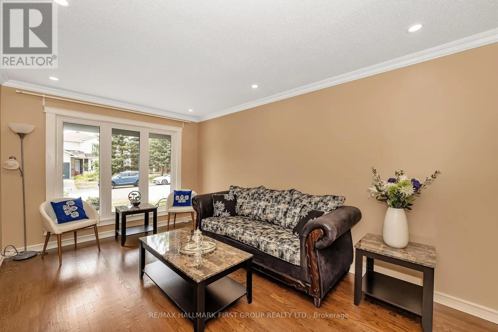 16 HAWLEY CRESCENT