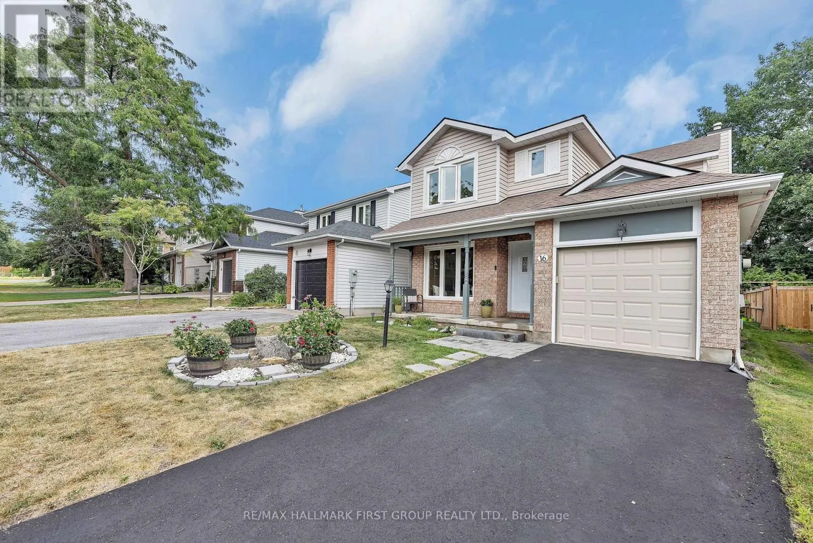 16 HAWLEY CRESCENT