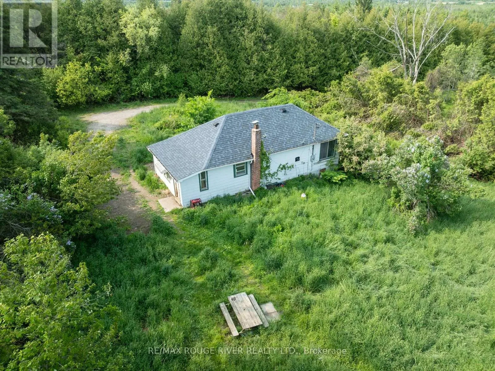 15 CAPSTICK ROAD
