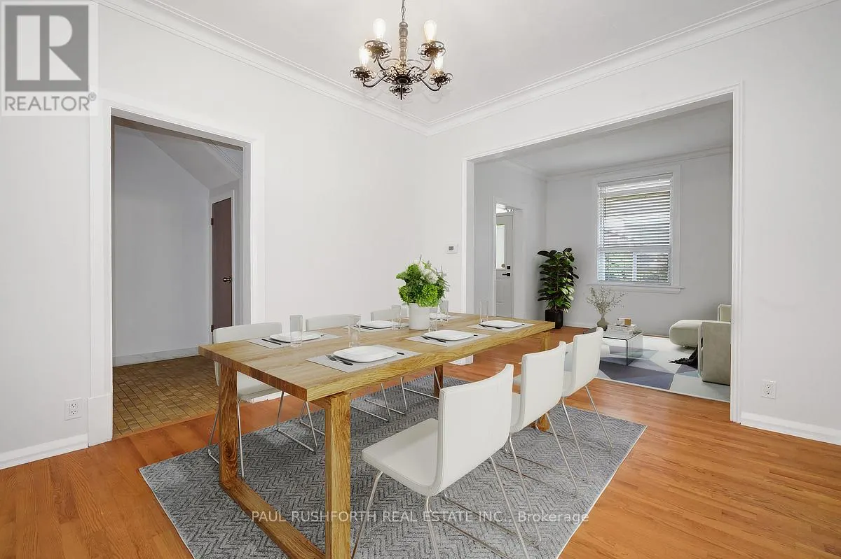 36 CHAMPAGNE AVENUE S