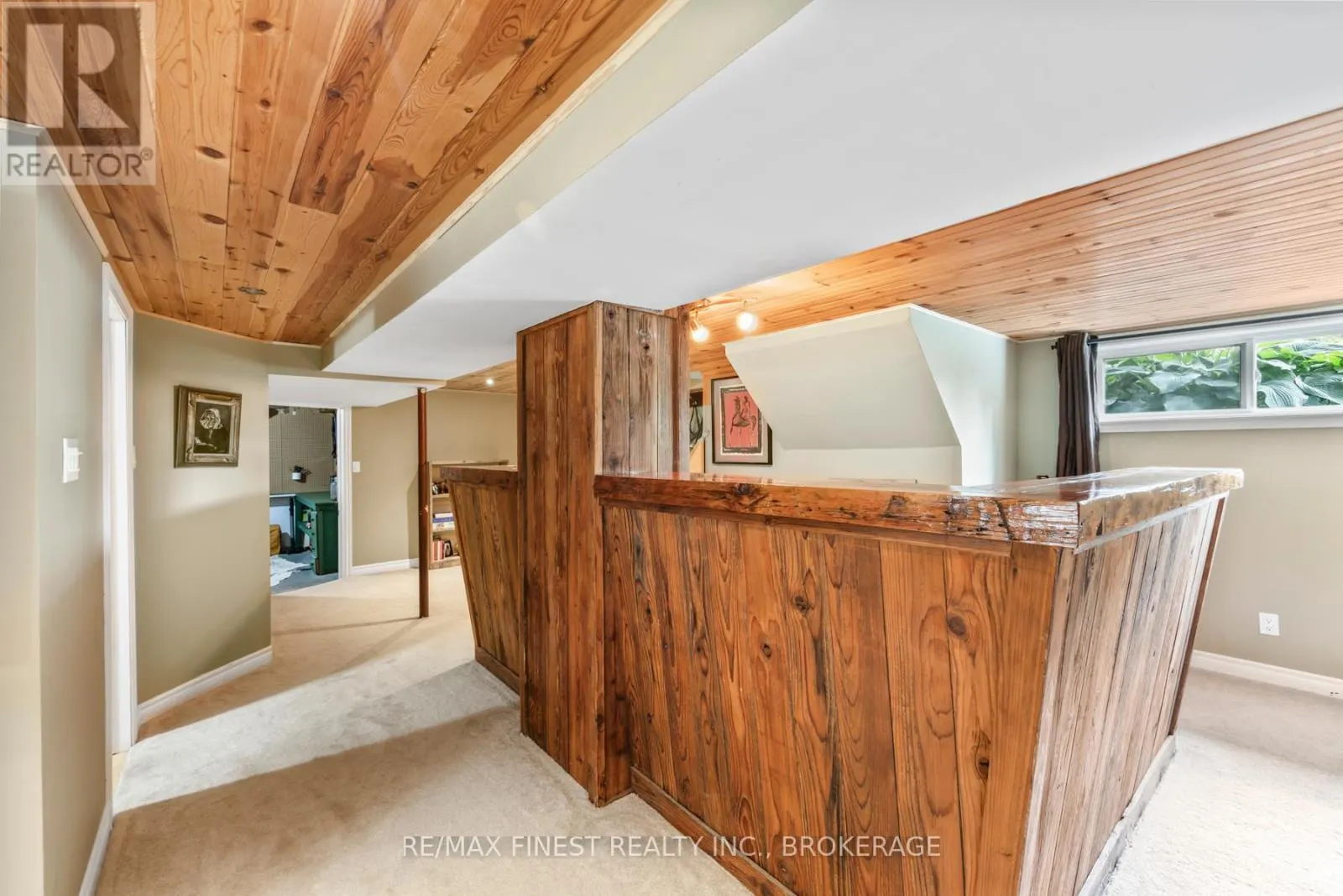 1429 AVONDALE CRESCENT