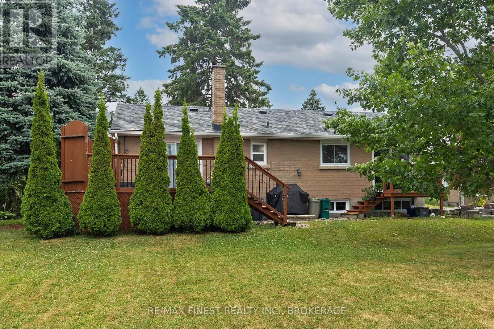 1429 AVONDALE CRESCENT