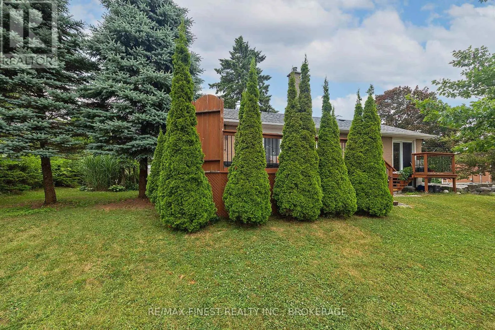1429 AVONDALE CRESCENT