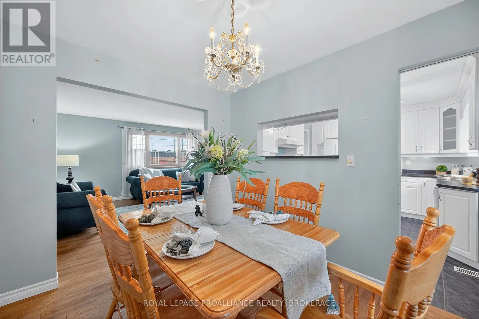 855 WOODBINE ROAD