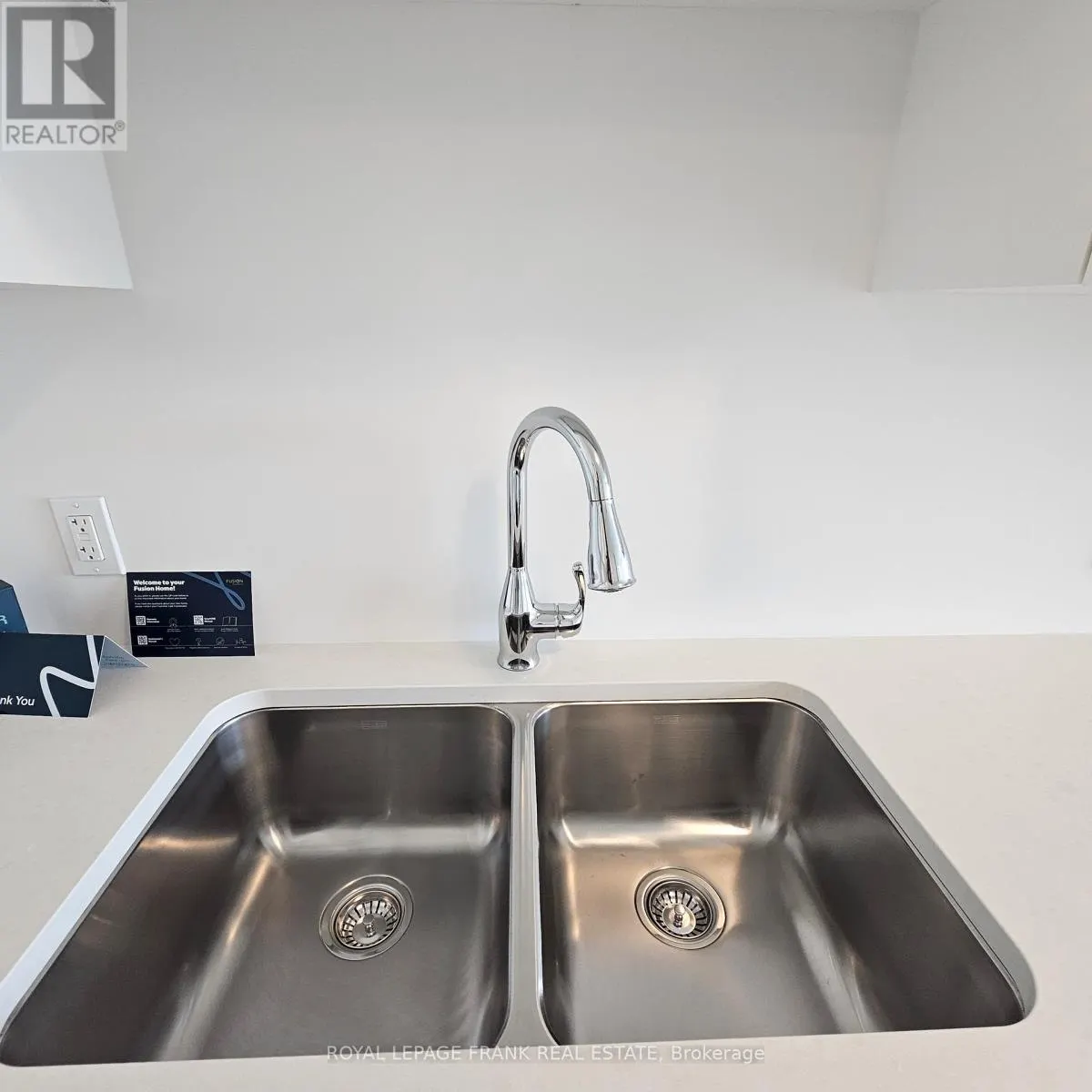 903 - 93 ARTHUR STREET S, #903