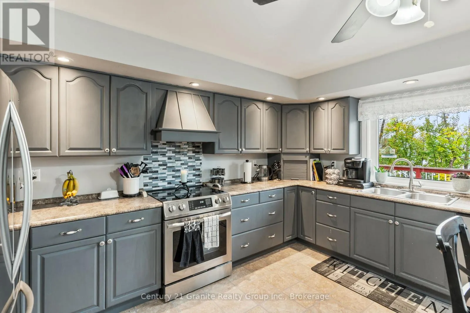 1246 GRACE RIVER ROAD