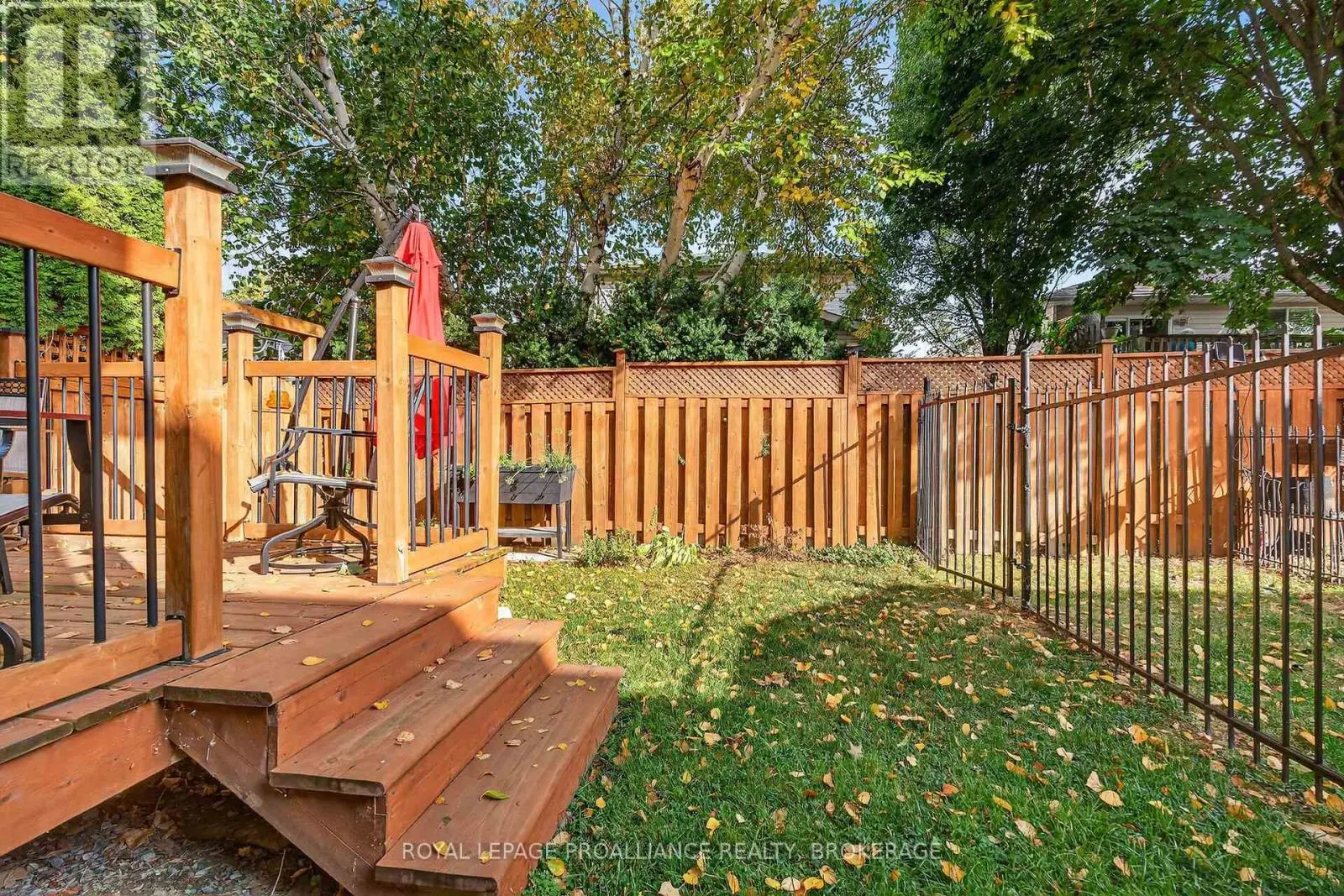 270 ELLESMEER AVENUE