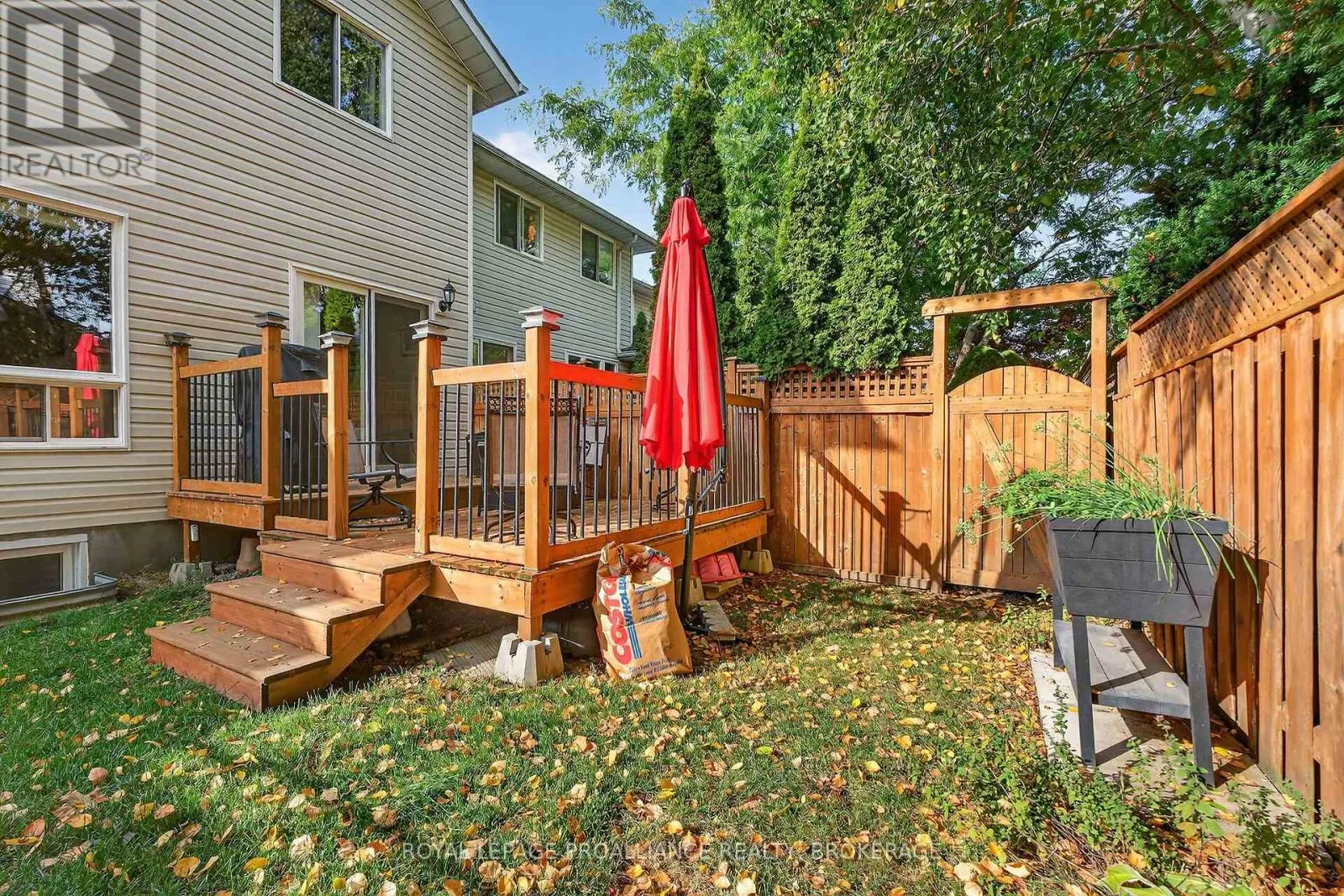270 ELLESMEER AVENUE