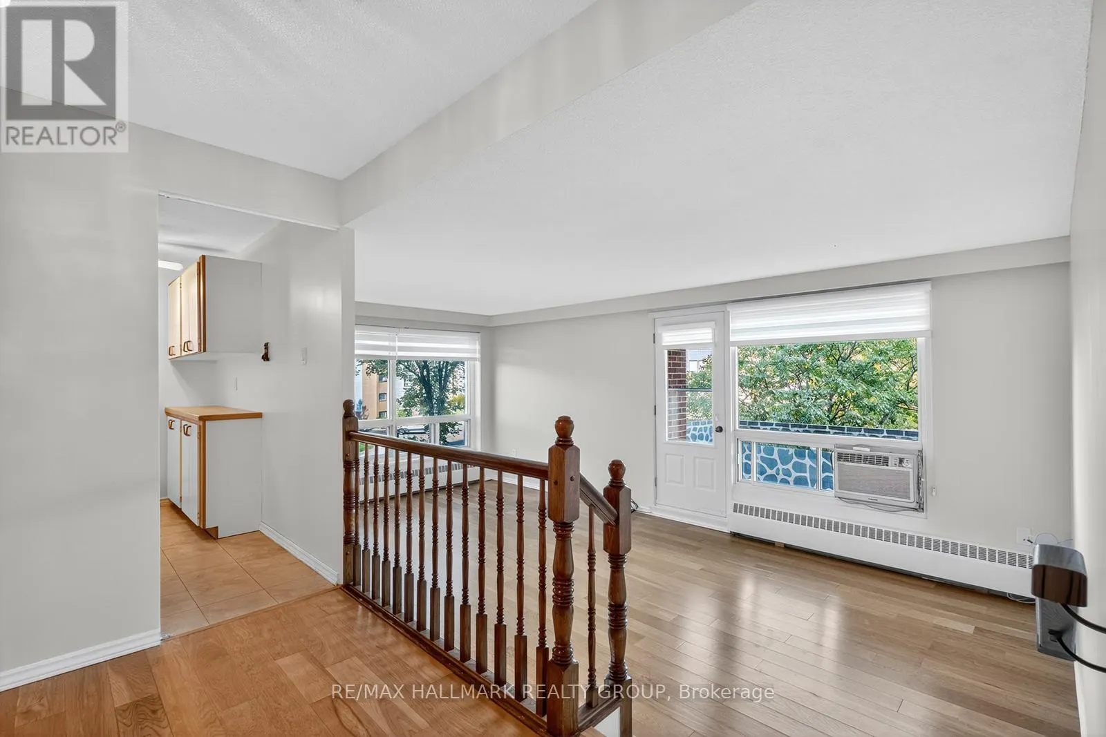 304 - 915 ELMSMERE ROAD