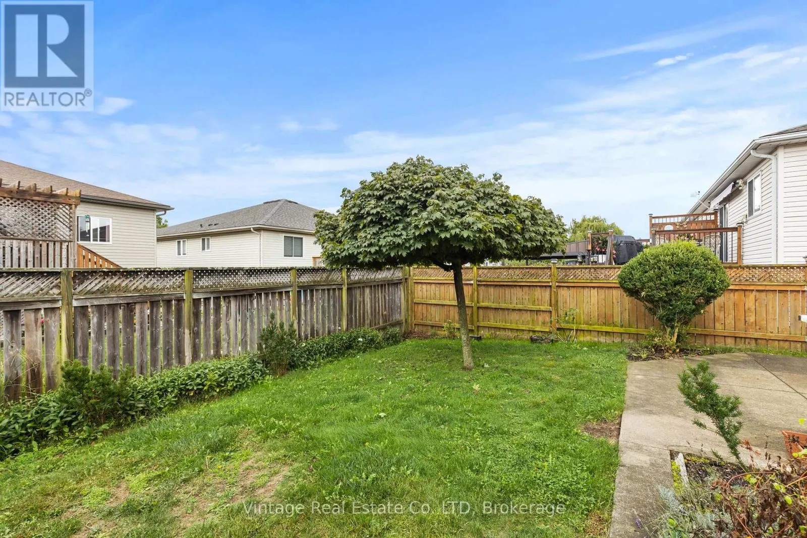 278 OAKCREST AVENUE