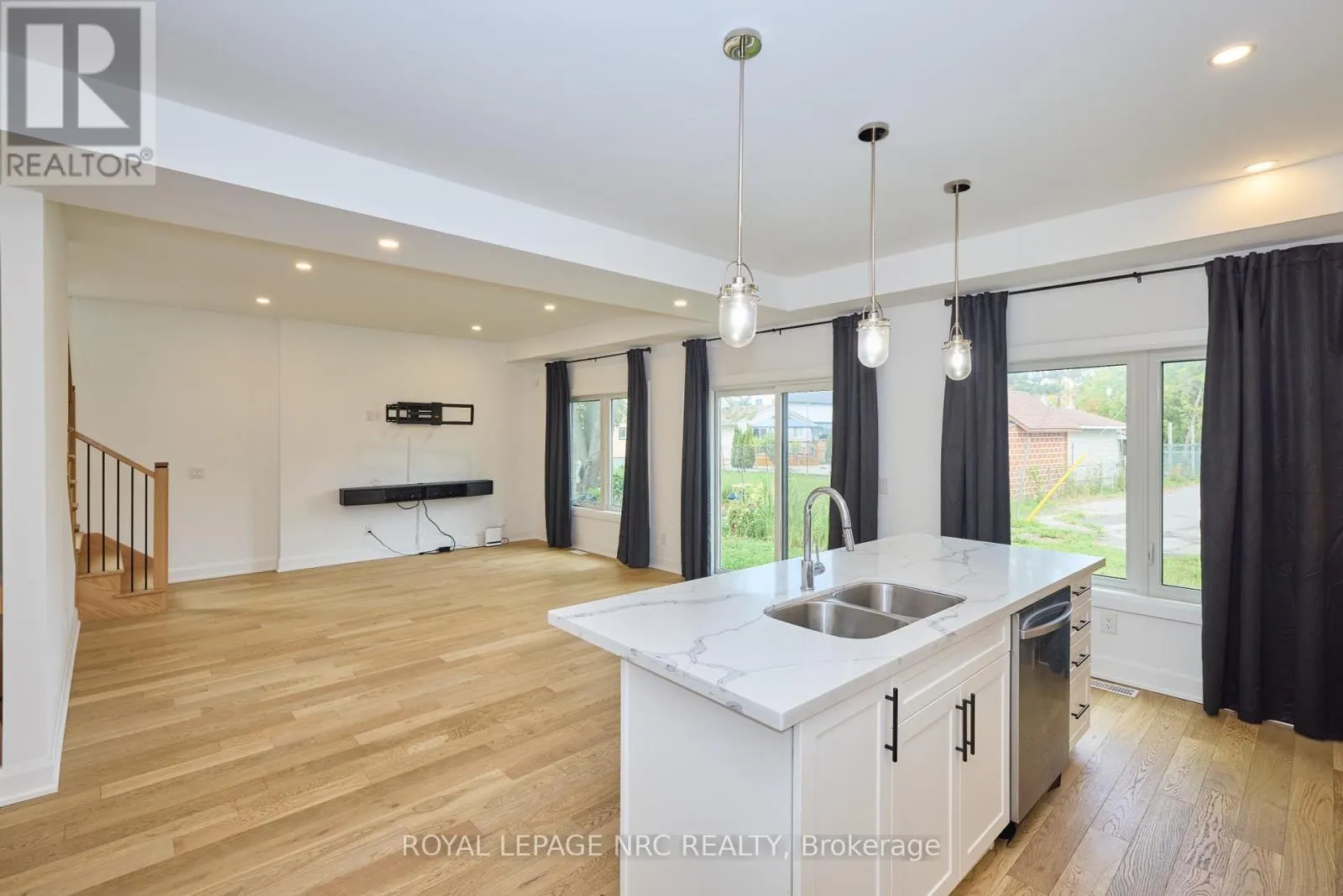 159 HODGKINS AVENUE