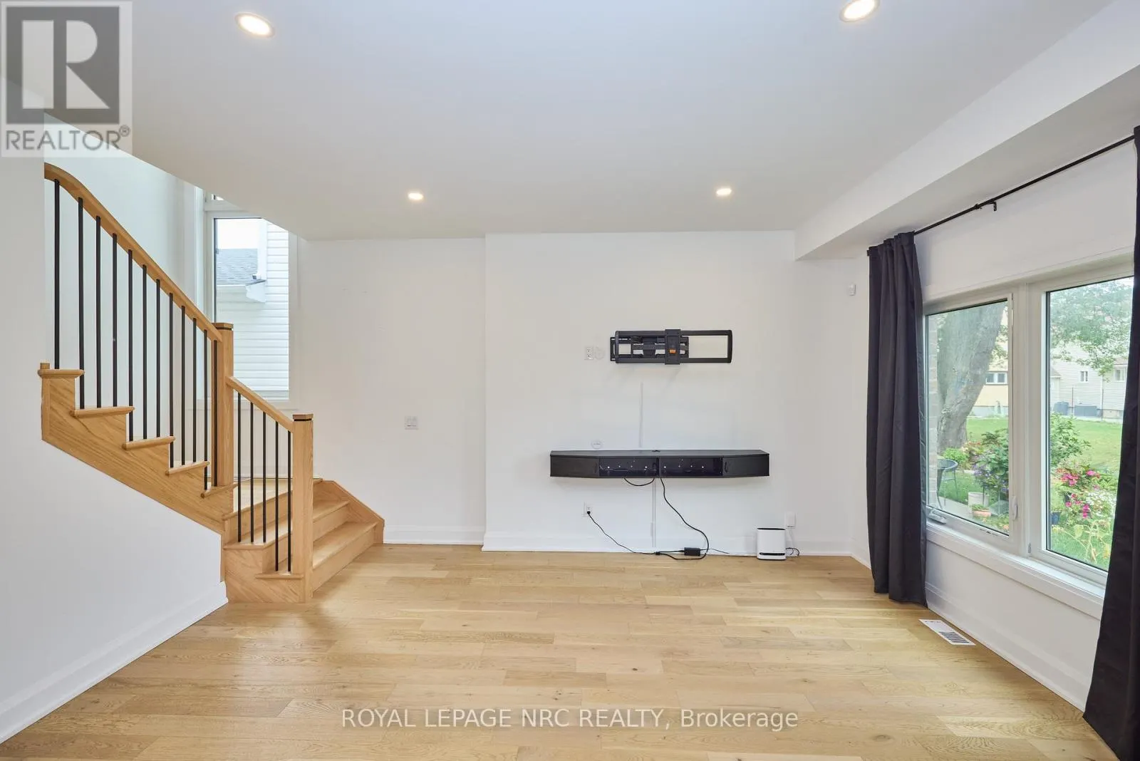 159 HODGKINS AVENUE