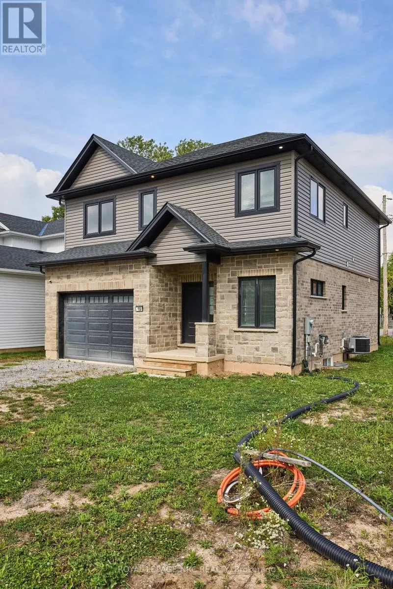 159 HODGKINS AVENUE