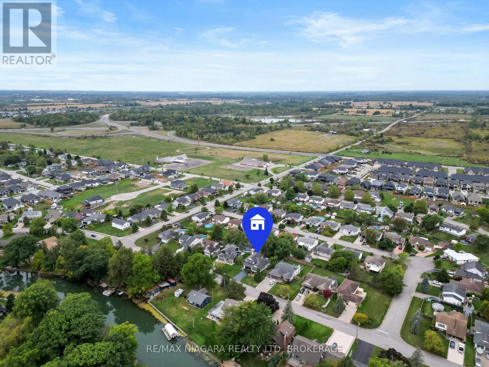 3695 RIVER TRAIL CRESCENT