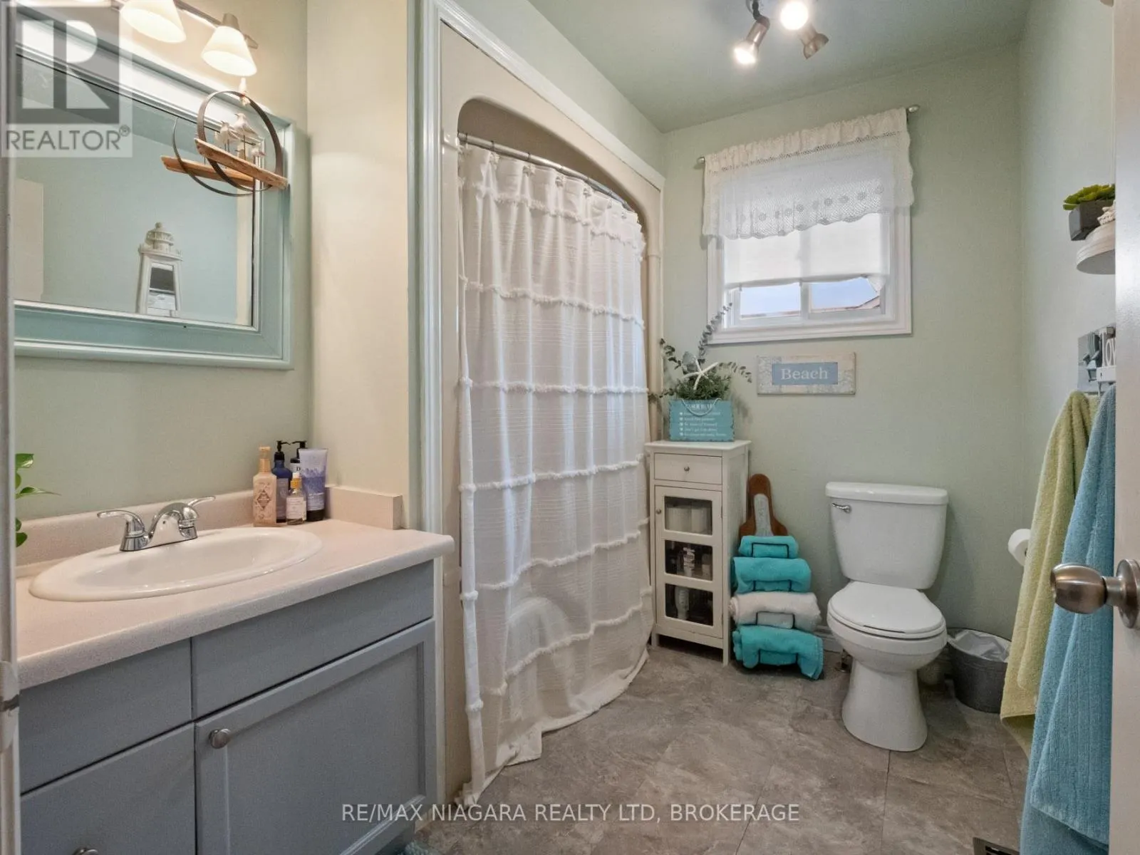 3695 RIVER TRAIL CRESCENT