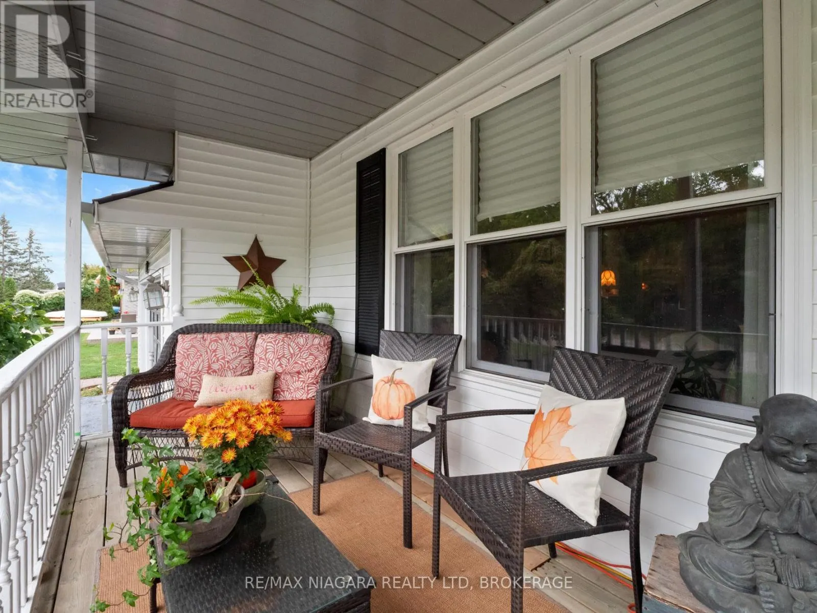 3695 RIVER TRAIL CRESCENT
