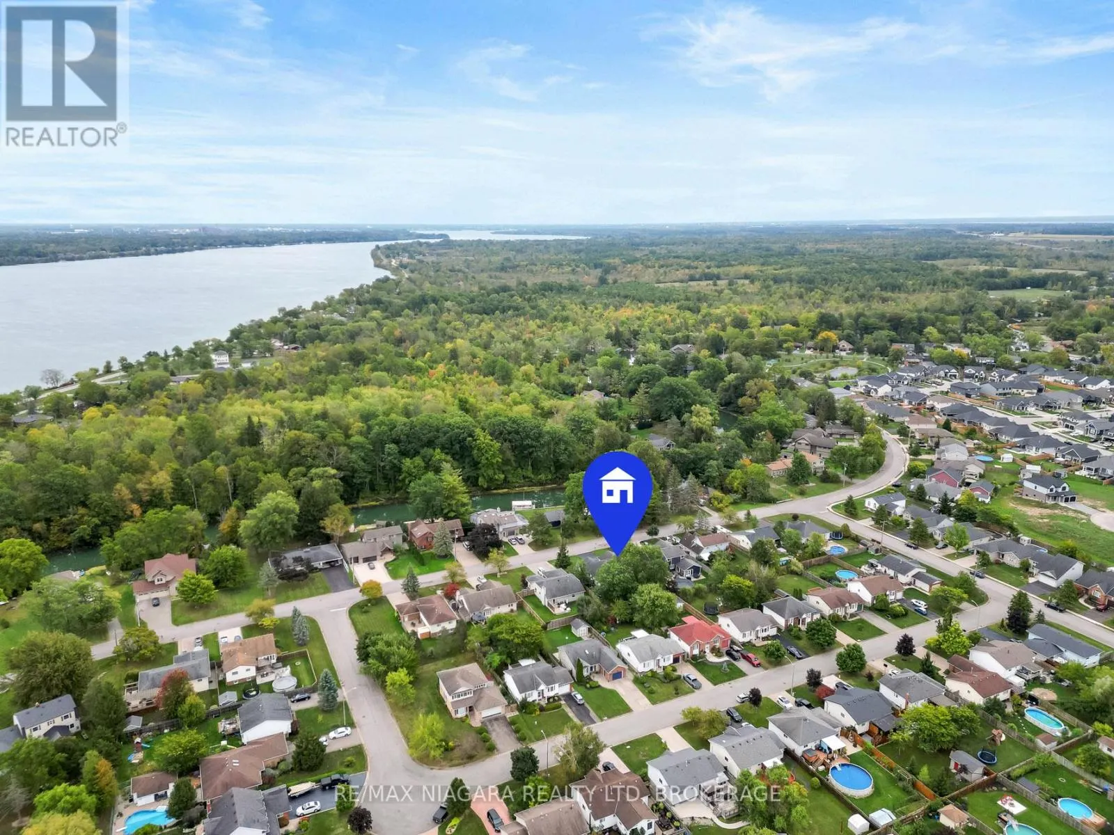 3695 RIVER TRAIL CRESCENT