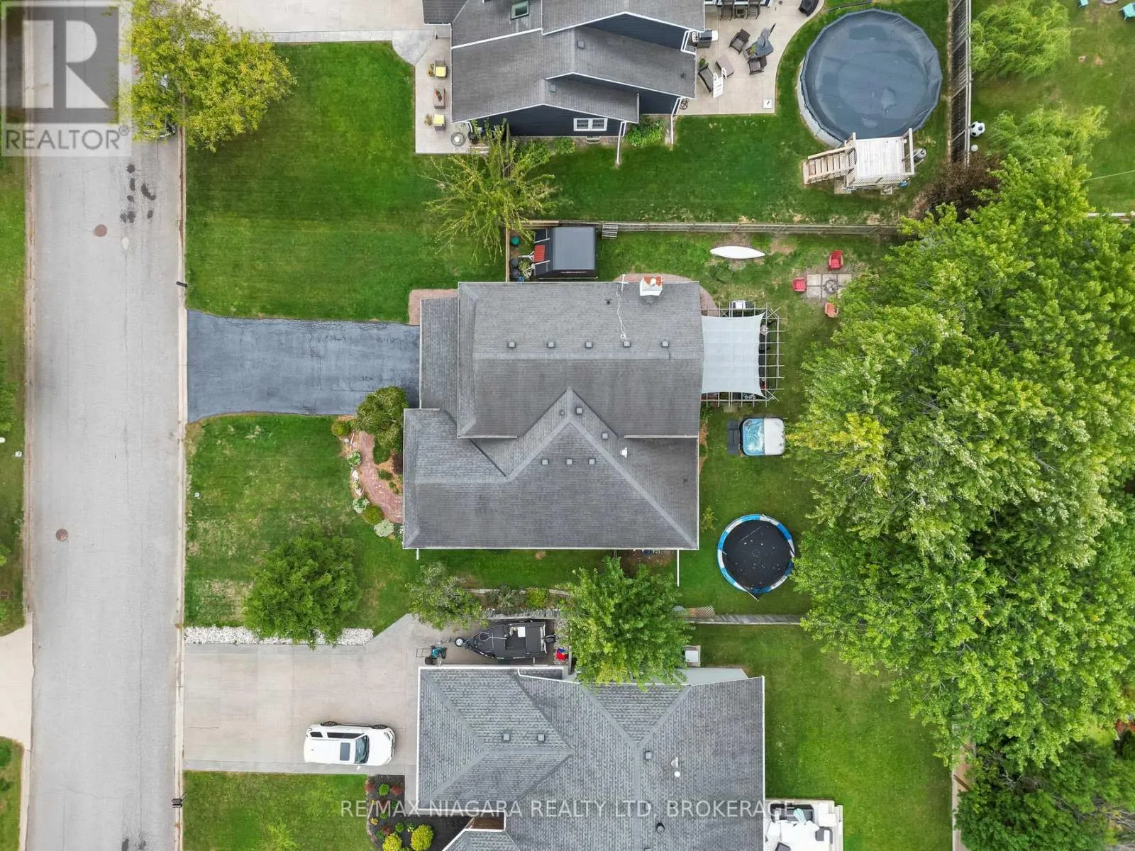 3695 RIVER TRAIL CRESCENT