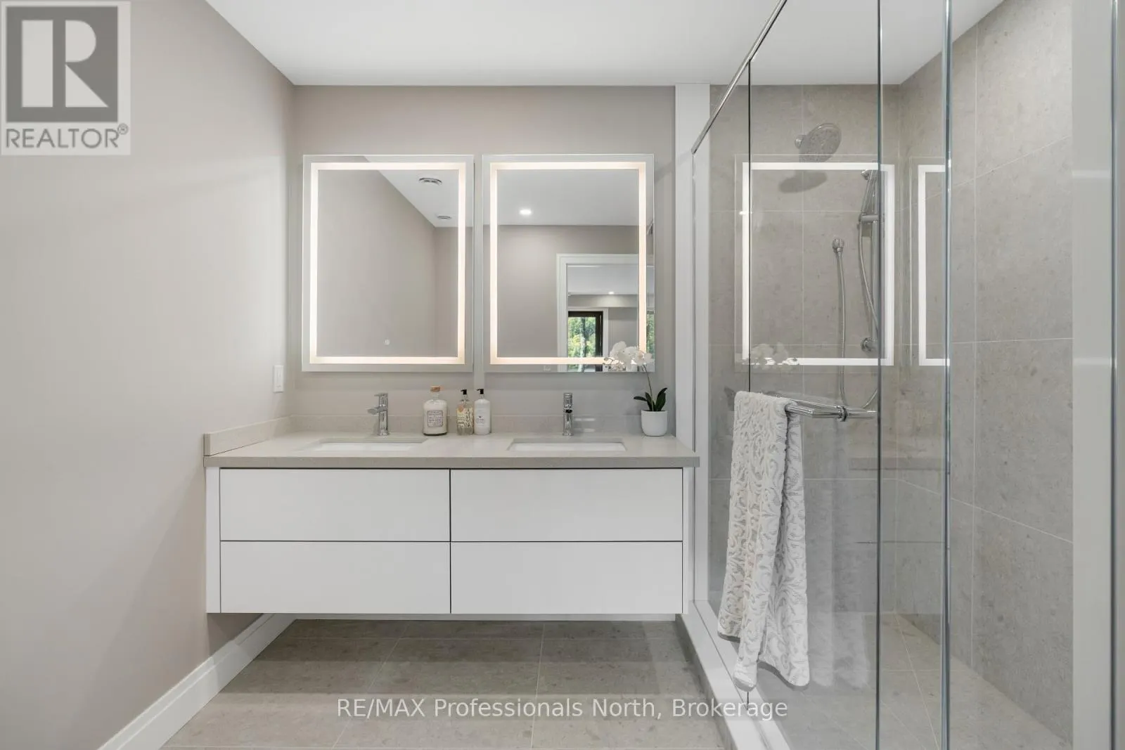 201 - 32 BRUNEL ROAD, #201