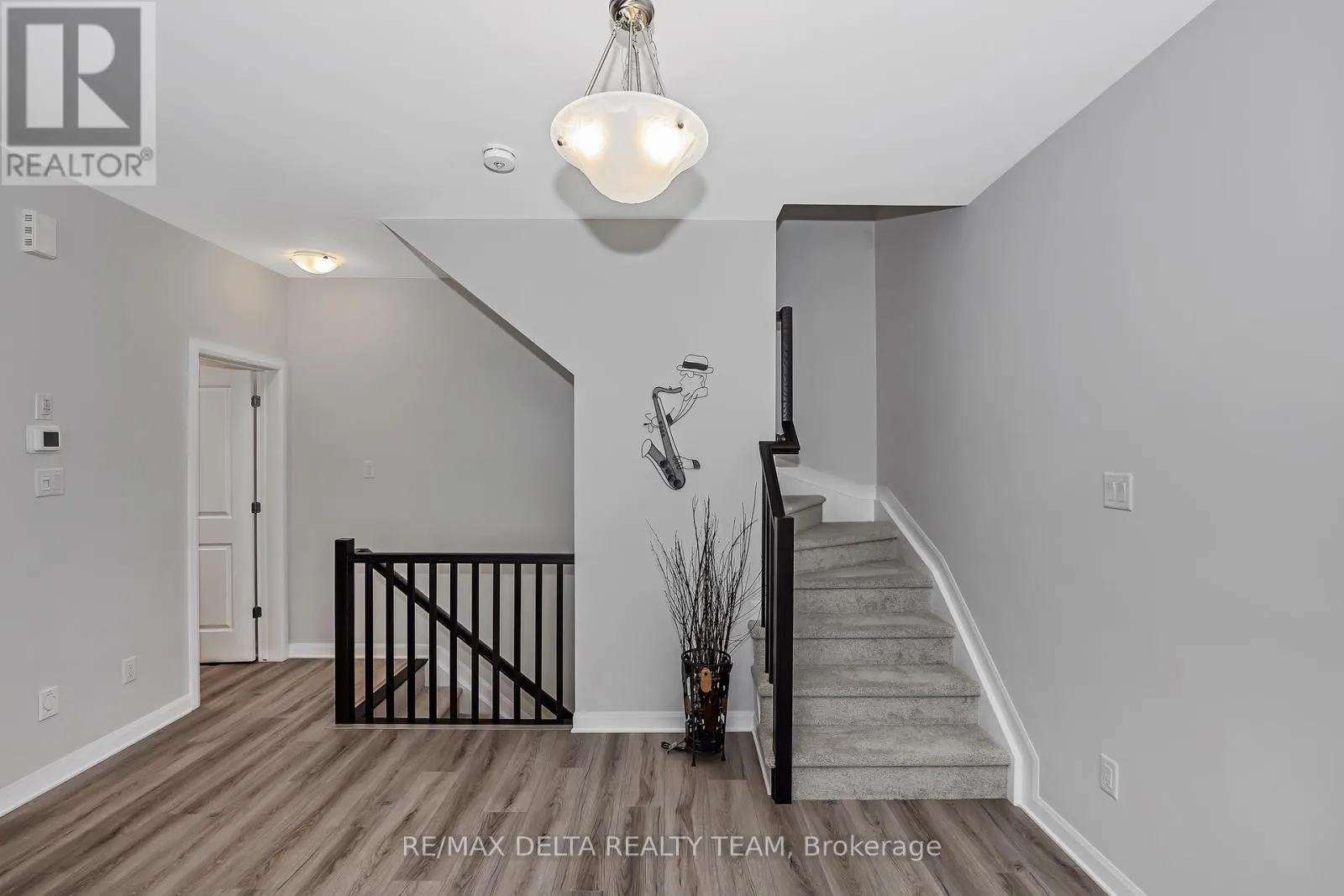 703 CONFLUENCE WALK