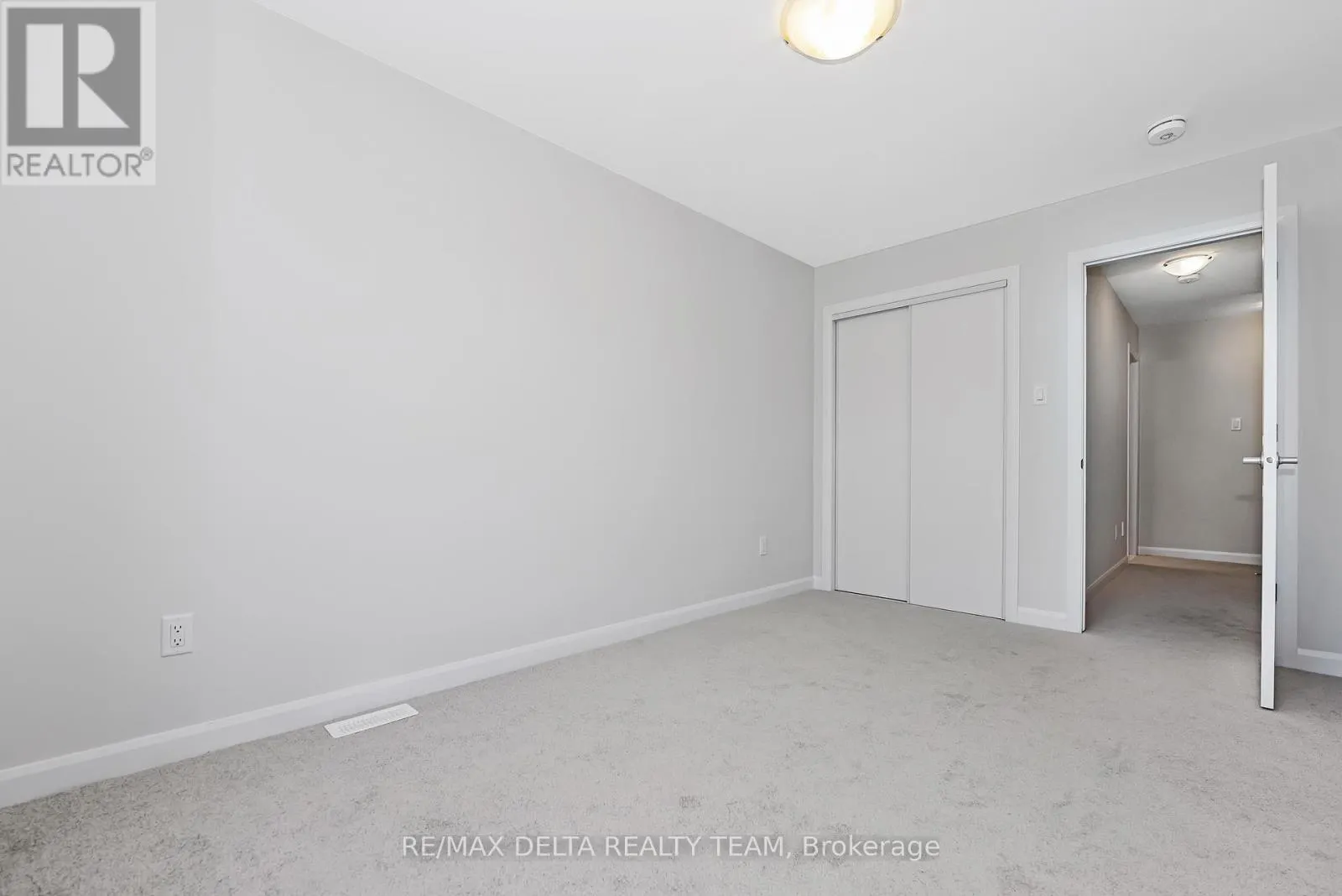 703 CONFLUENCE WALK