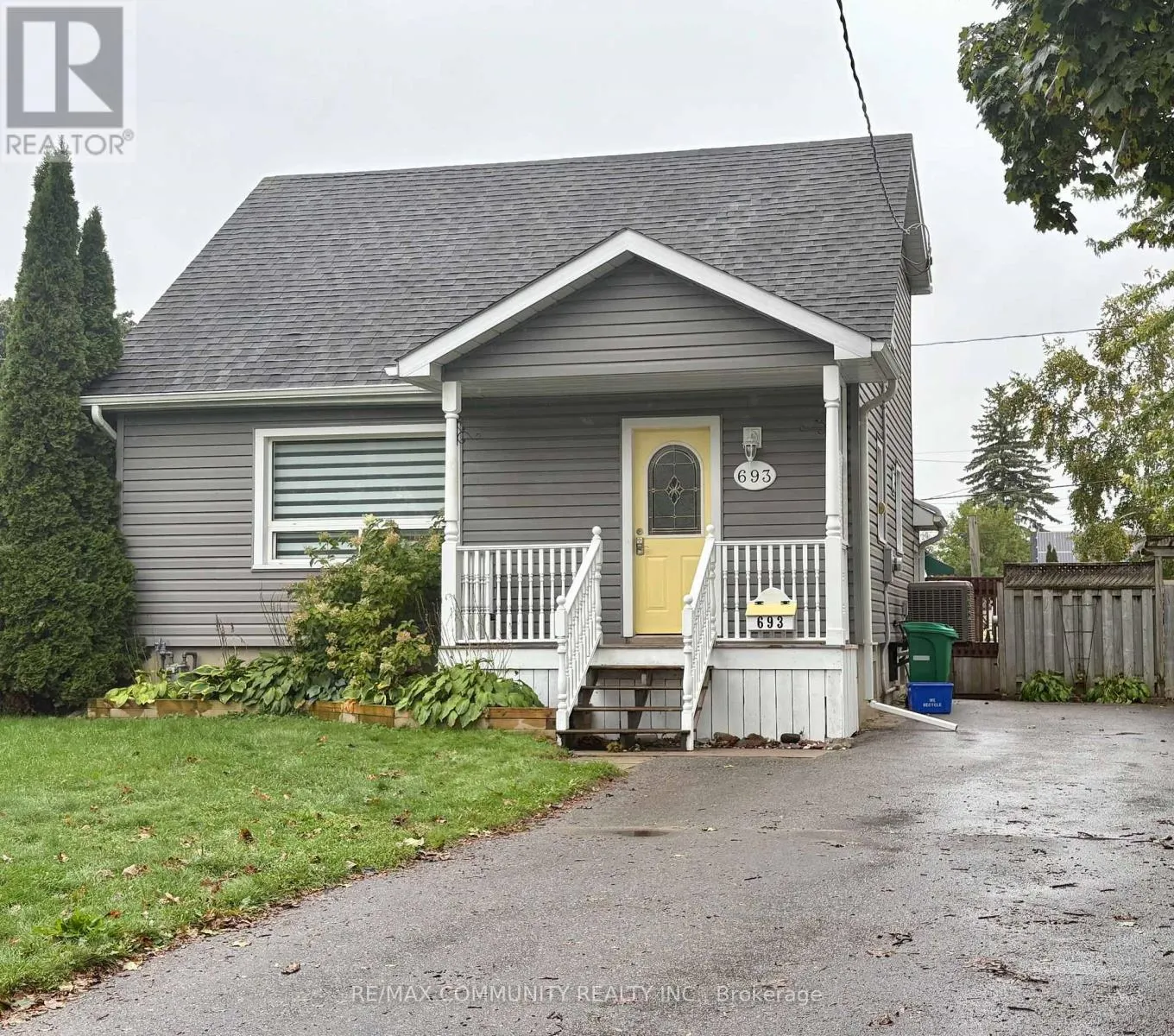 MAIN - 693 HAWLEY STREET