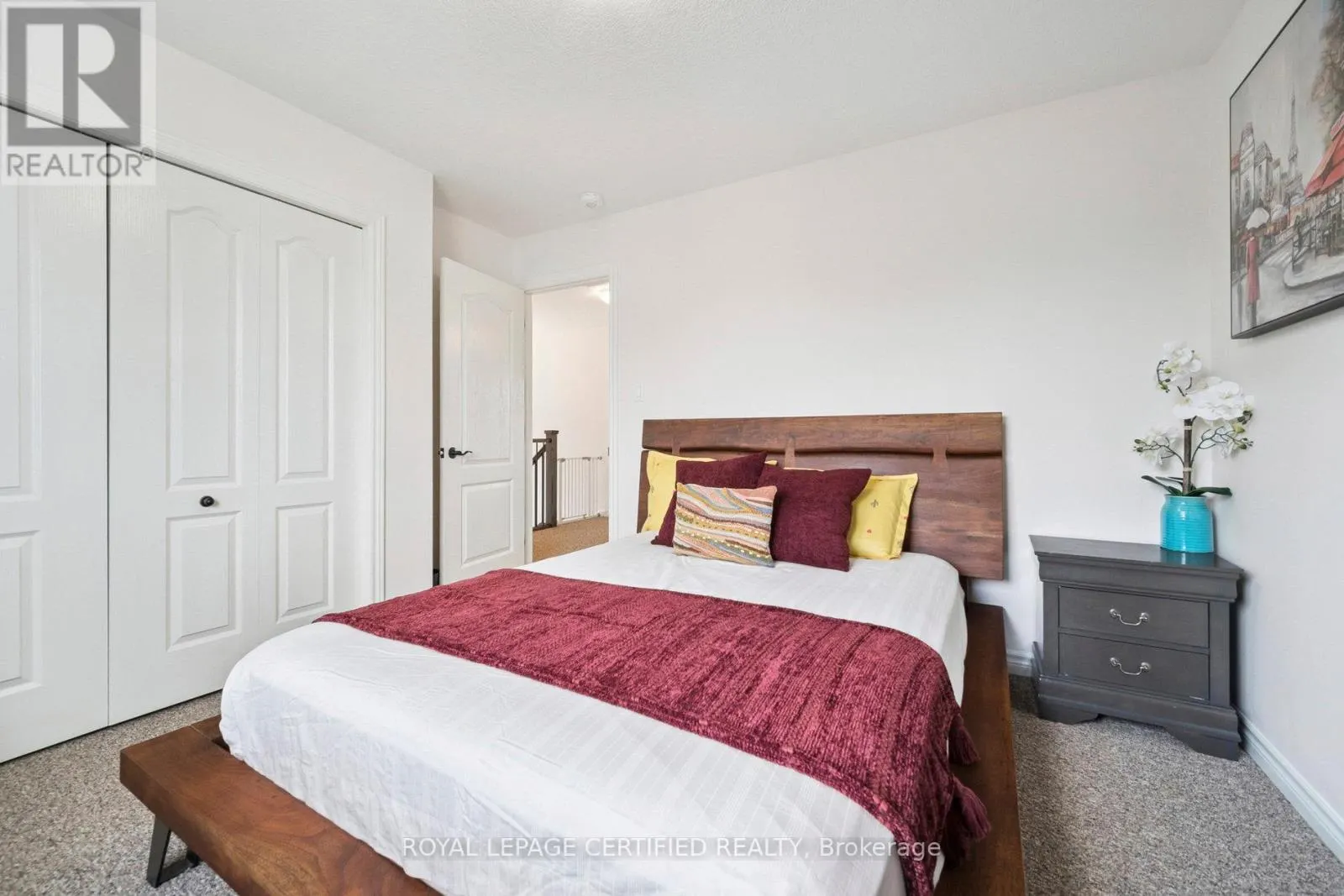 3 MINLER STREET E
