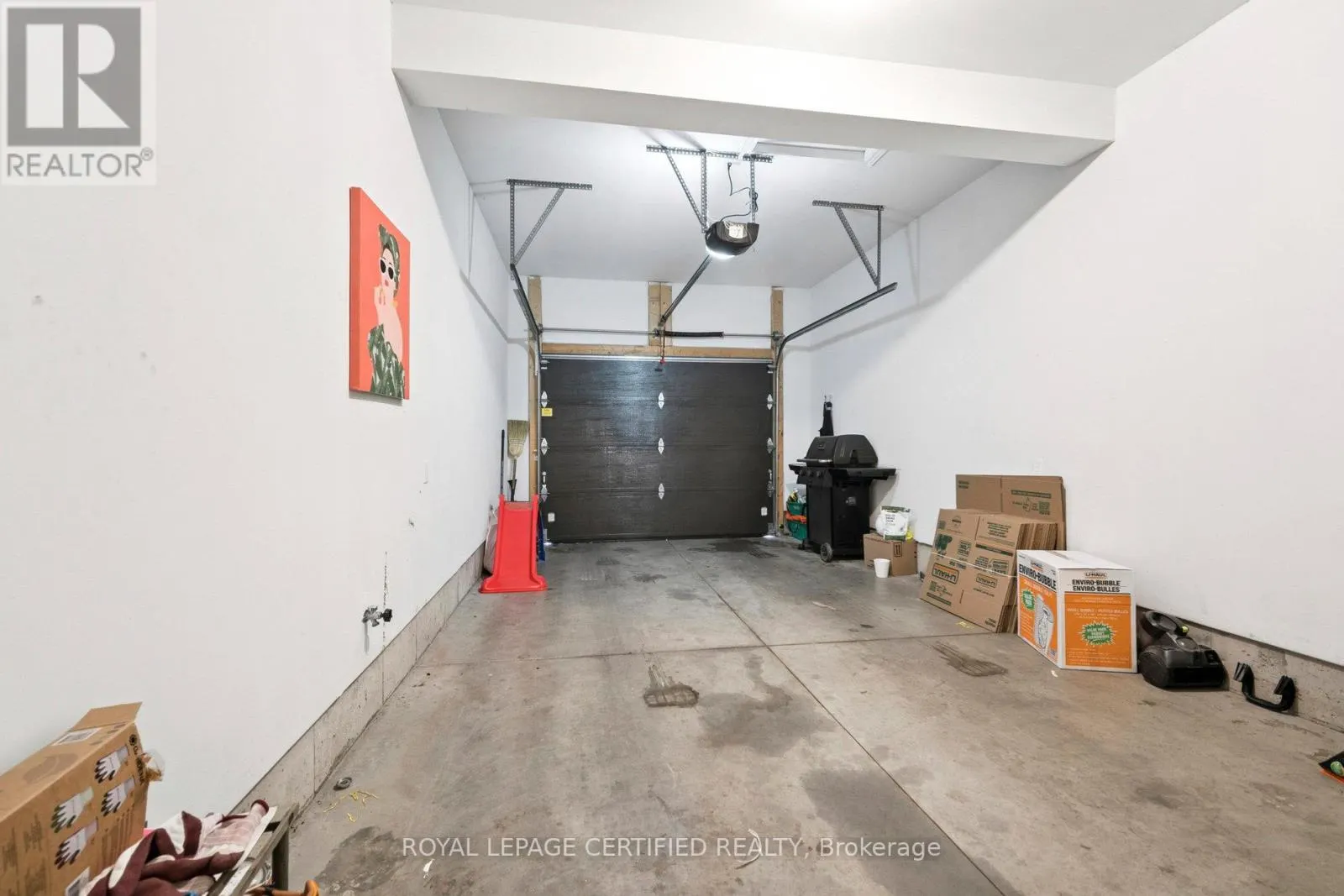3 MINLER STREET E
