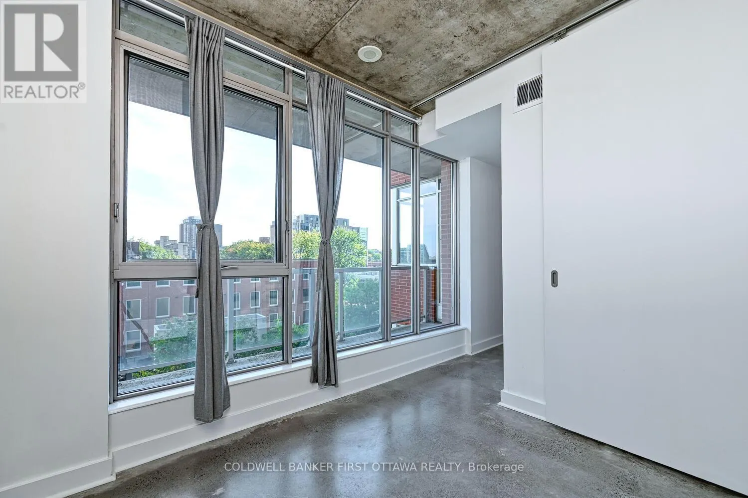 506 - 383 CUMBERLAND STREET