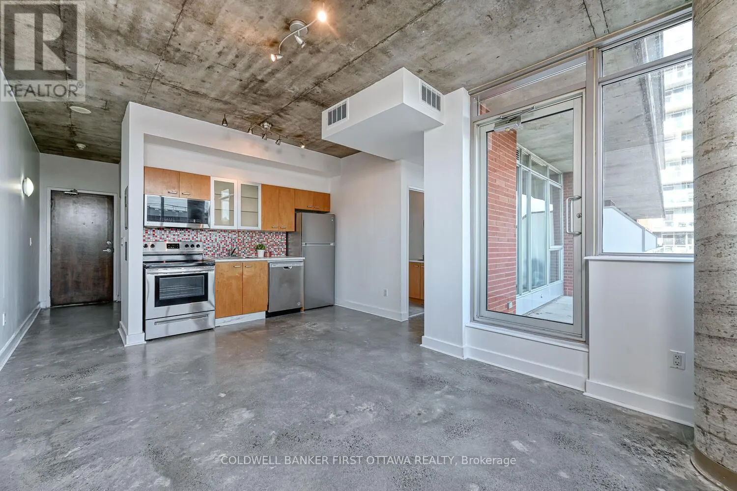 506 - 383 CUMBERLAND STREET