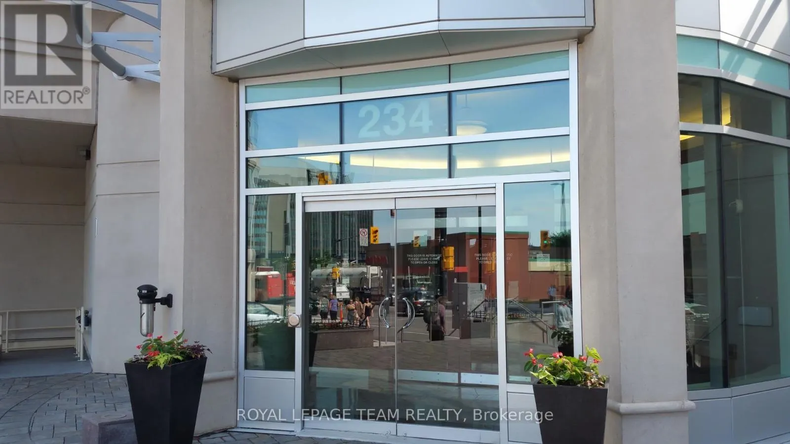 401 - 234 RIDEAU STREET