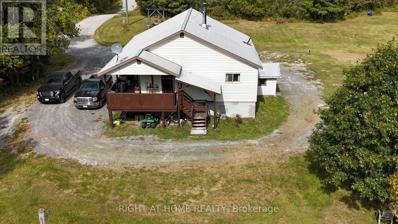 58 BELLEFEUILLE ROAD S