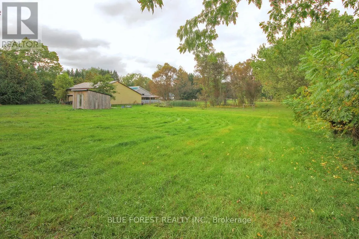 612 TRILLIUM DRIVE
