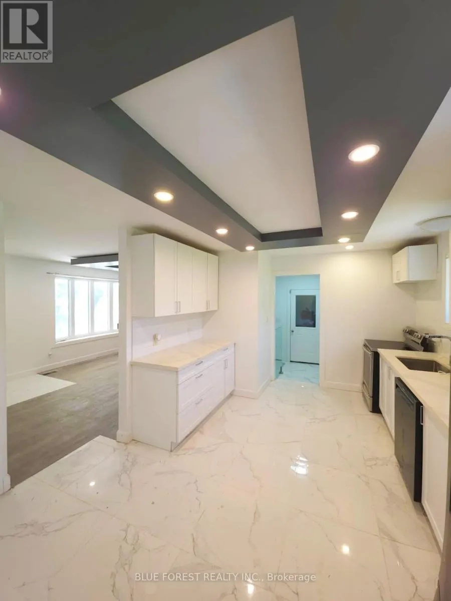 612 TRILLIUM DRIVE