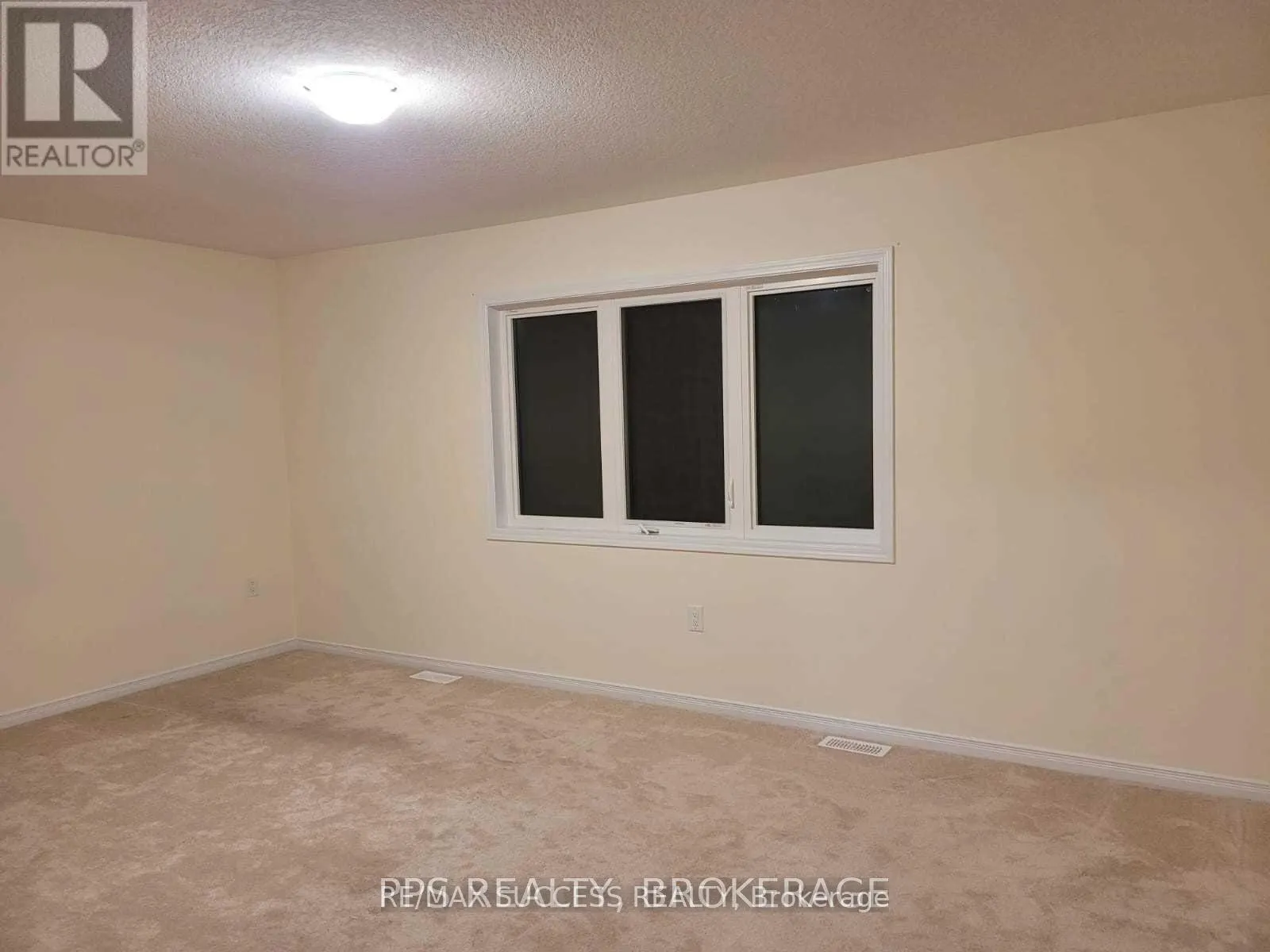 7916 ODELL CRESCENT