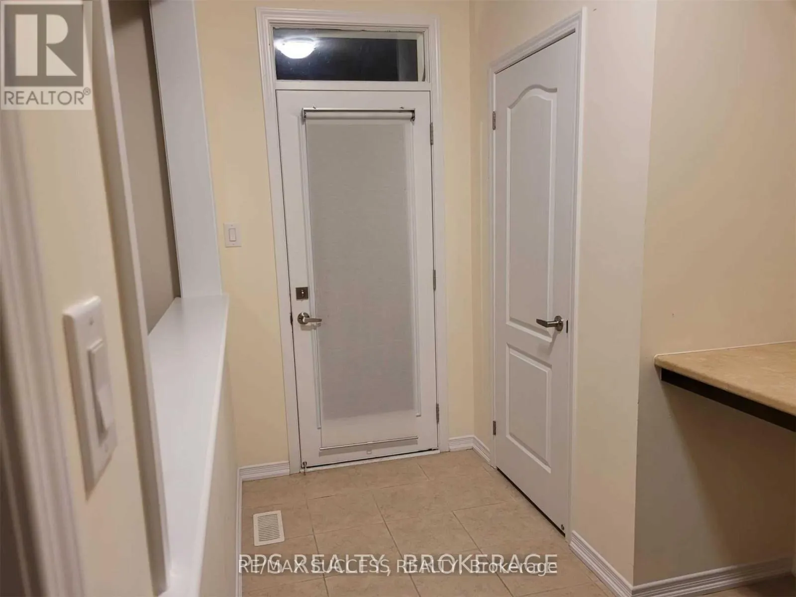 7916 ODELL CRESCENT