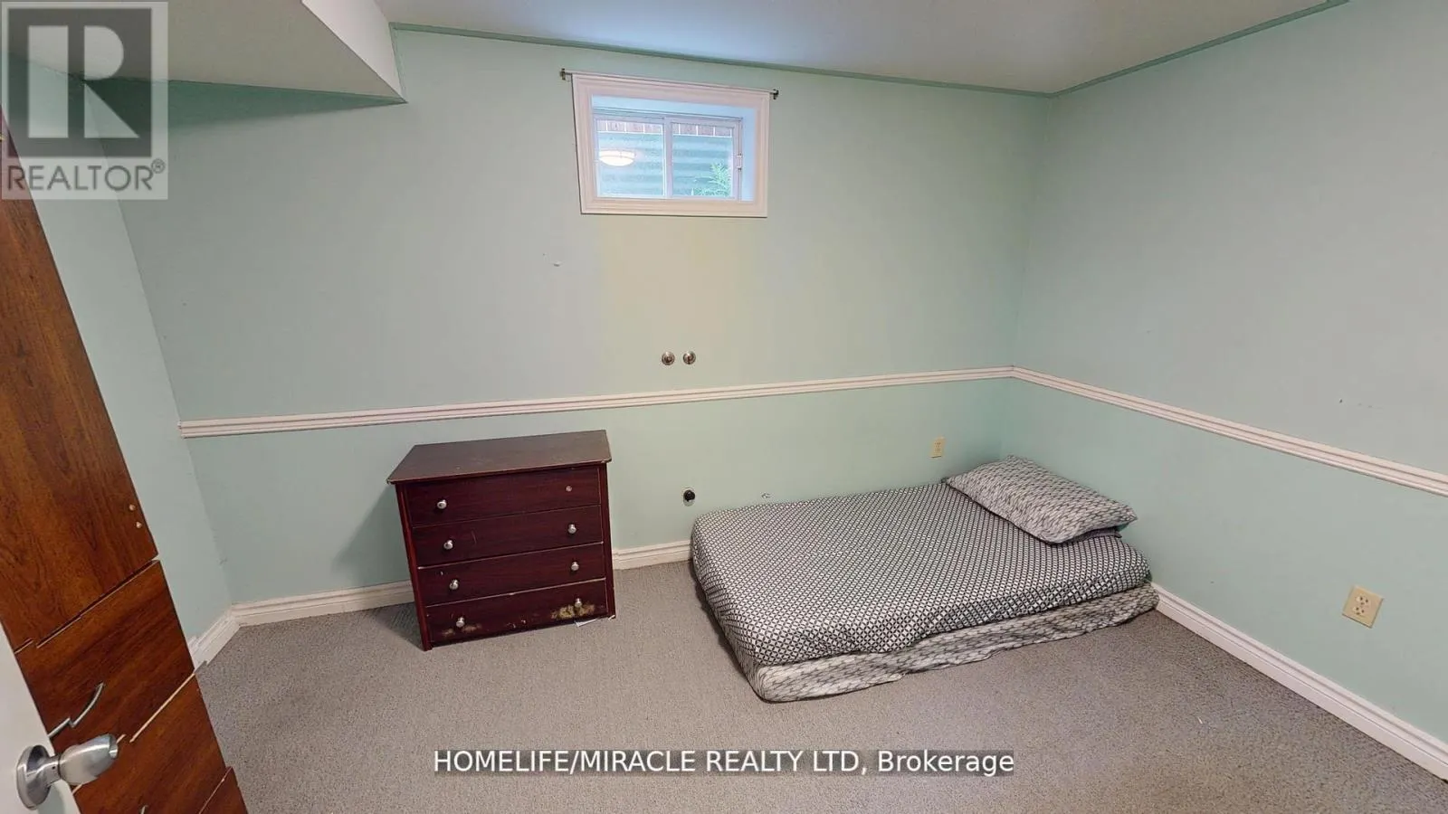 16 GOODWILLIE DRIVE