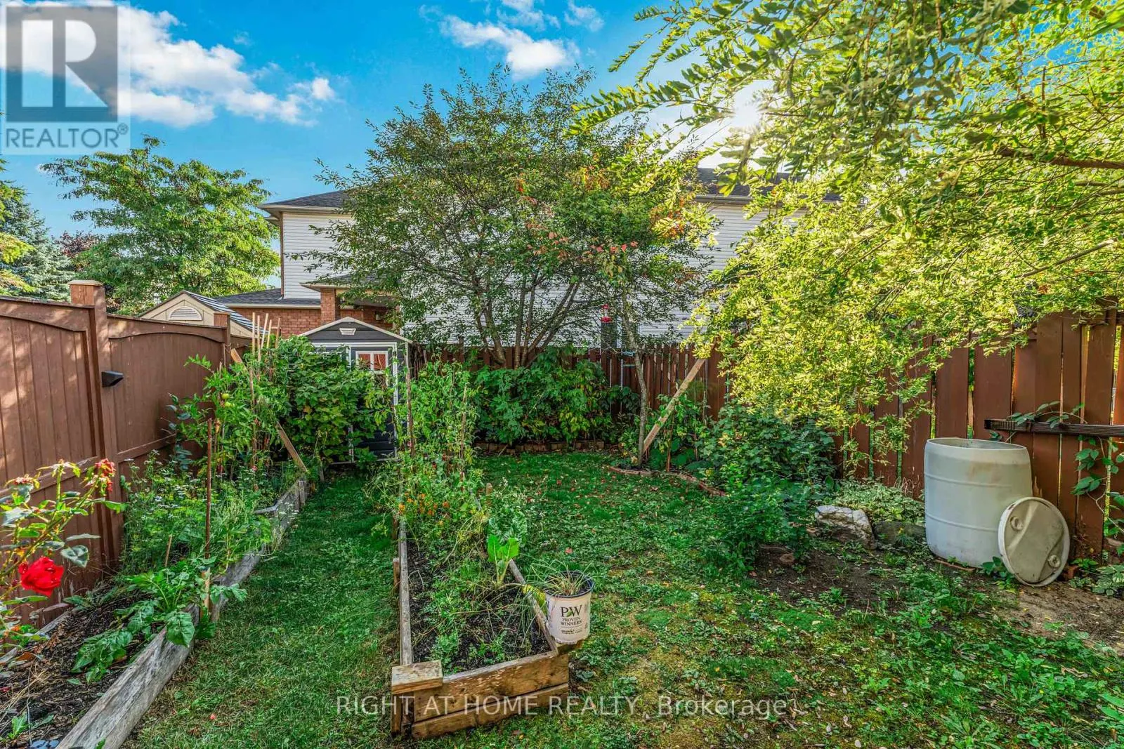 5 HARRINGTON COURT