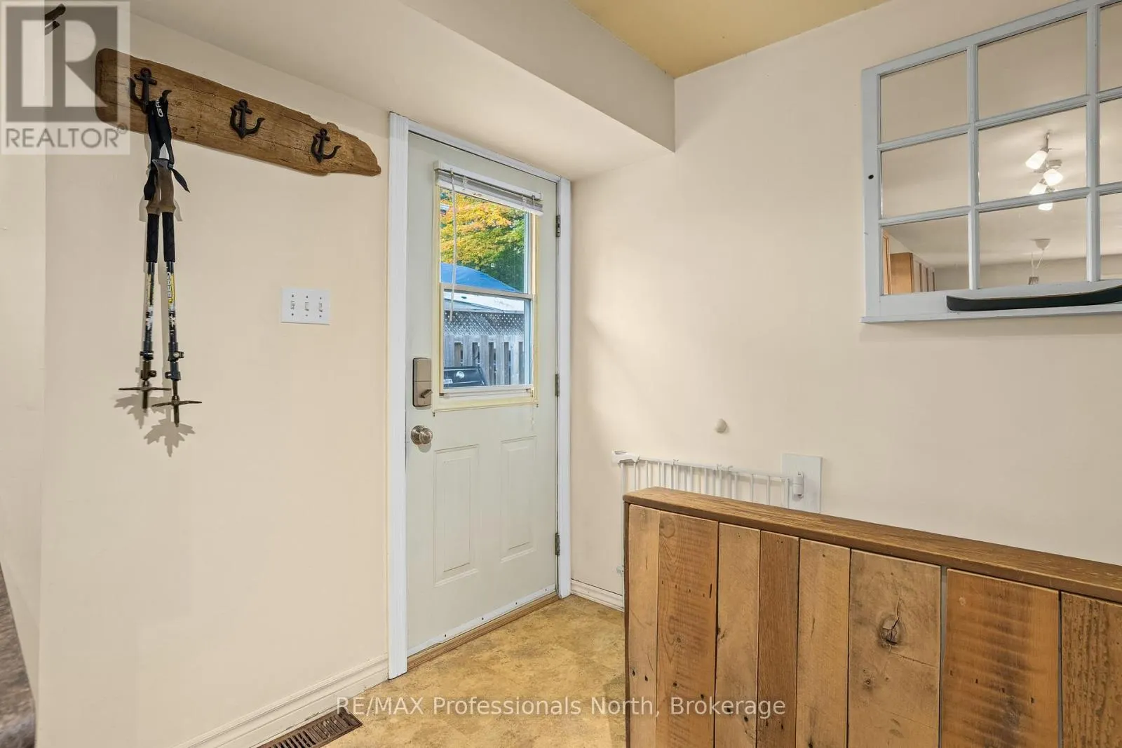 83 FLORENCE STREET W