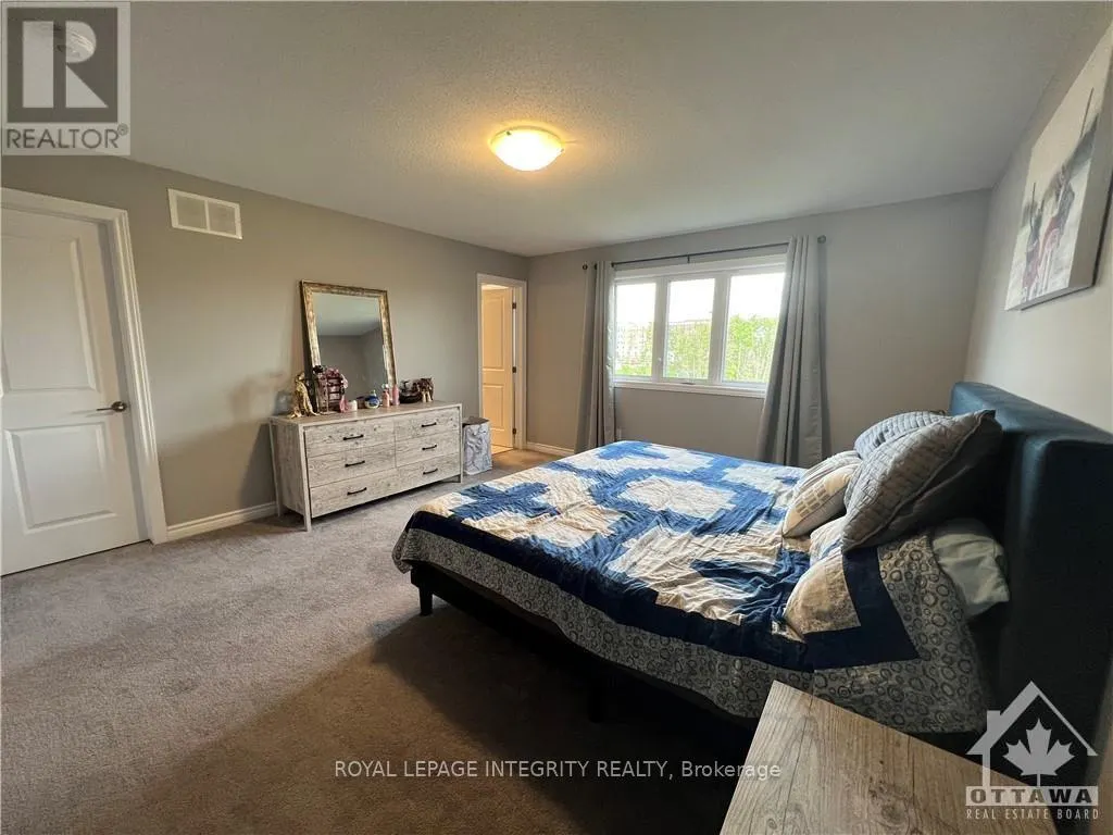 153 BANDELIER WAY